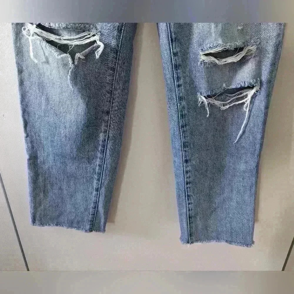 PISTOLA Jeans size 27 women Distressed Blue Color Crop - Picture 3 of 11